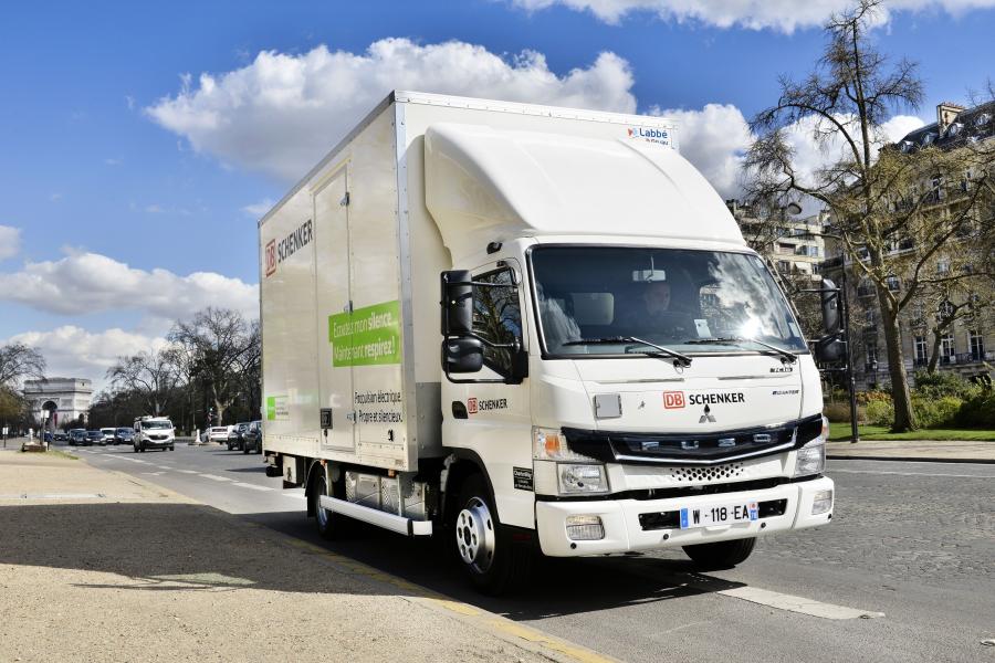  Mitsubishi Fuso eCanter 7C18 2019 года  (FR) (фото 3 из 3)